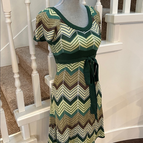 BCBG maxazria dress - Picture 2 of 10